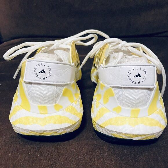 Adidas Stella McCartney Ultraboost Sneaker Size 6.5 US Chiffon Yellow 38 EUR - Picture 4 of 7